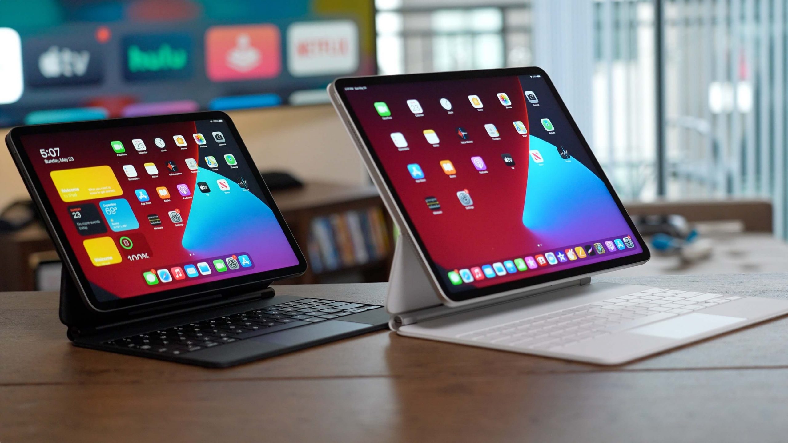 what are the cons of 2-in-1 laptops